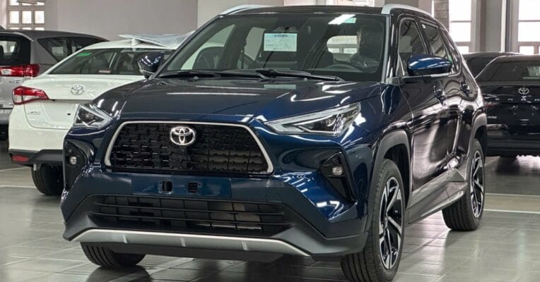 toyota yaris cross 2025 1