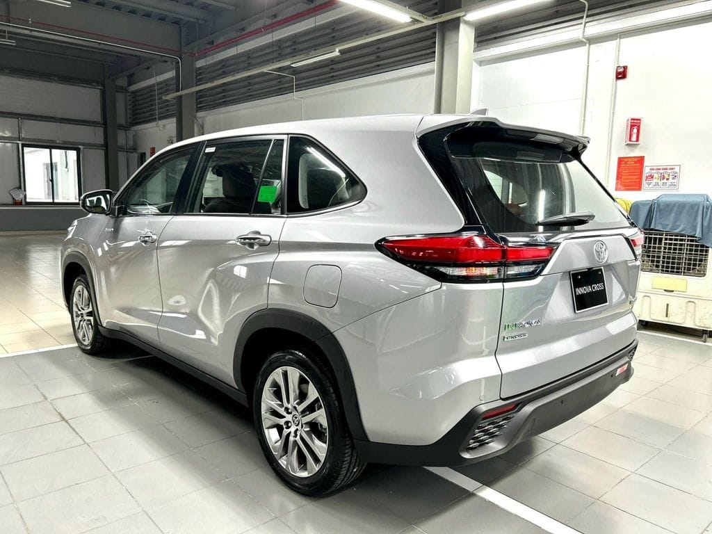 xehay Toyota Innova 220524 9