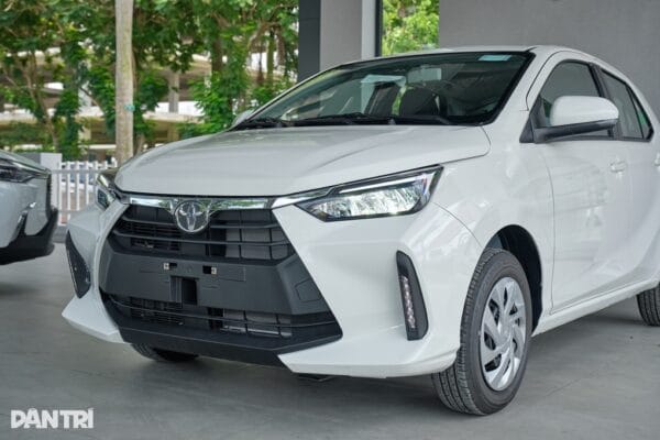 so sanh 2 phien ban cua toyota wigo 2023 anh3 1686155180619