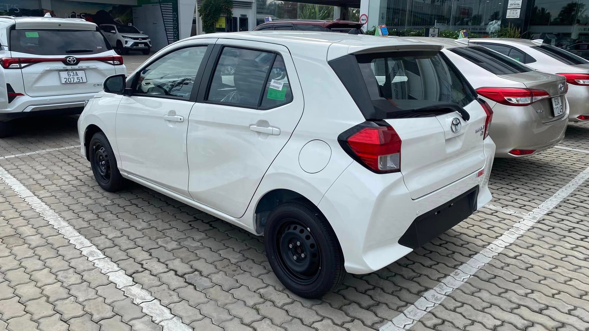 toyota wigo 3 168887027360192383253